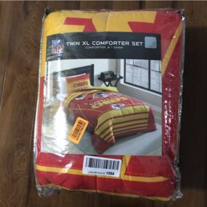 NFL 2-Piece Comforter & Sham Set ? Twin XL