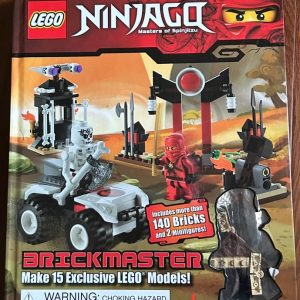 LEGO NINJAGO Brickmaster hardcover, 140 LEGO® bricks, Makes 8 exclusive LEGO® models!